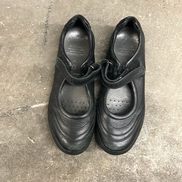 Geox black mary jane flats - Picture 2 of 7